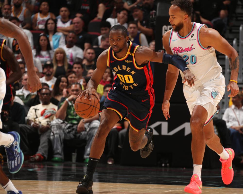 照亮了中场 照亮了中场