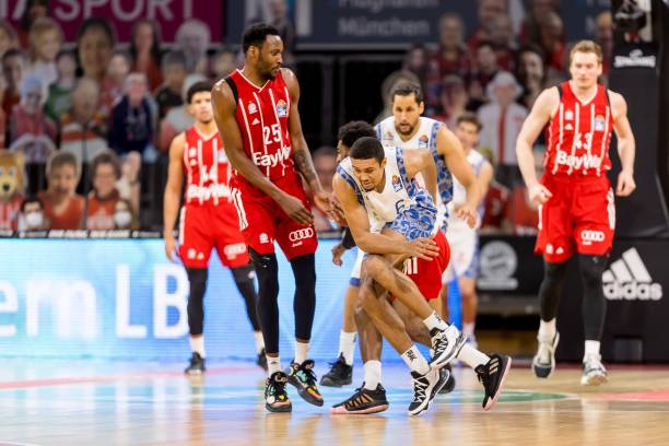 通过菲利普 通过菲利普